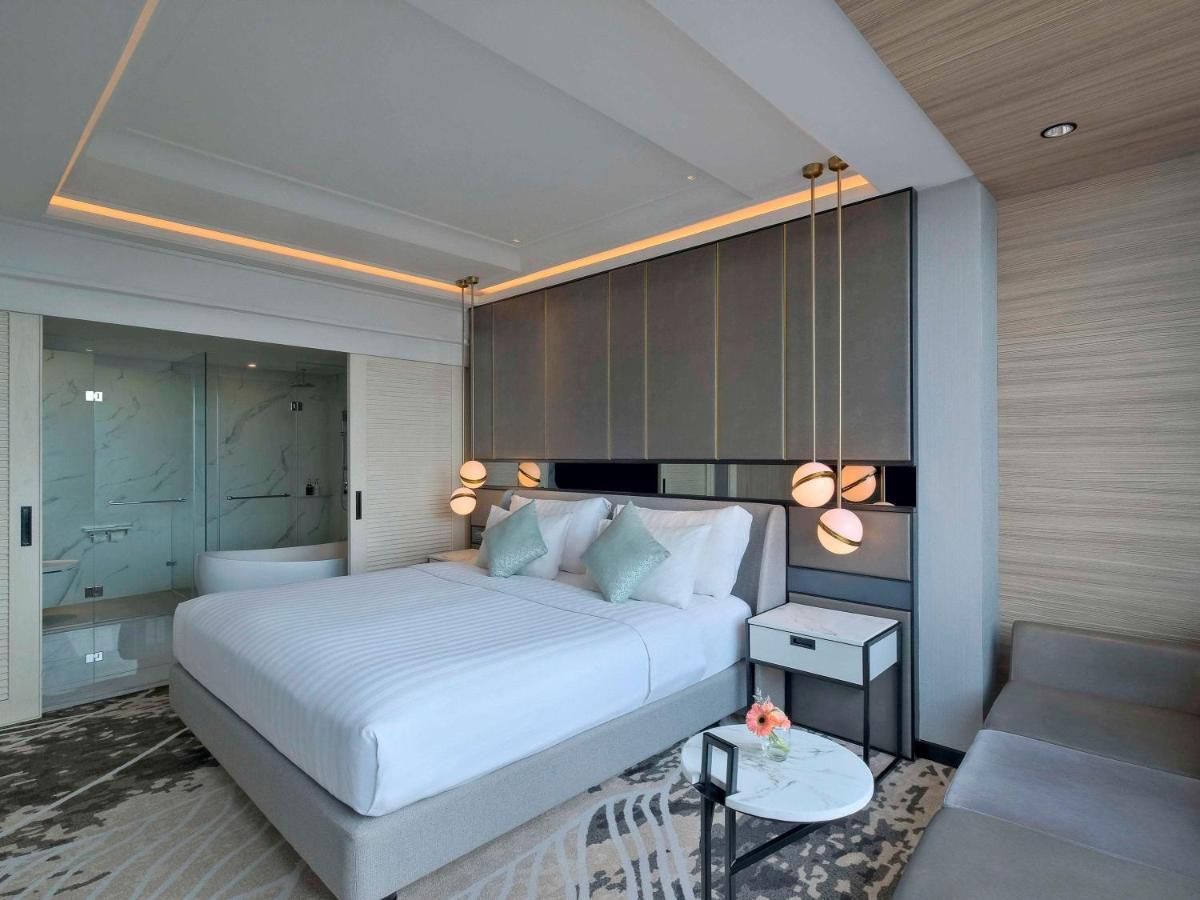 Movenpick Surabaya City Exteriér fotografie