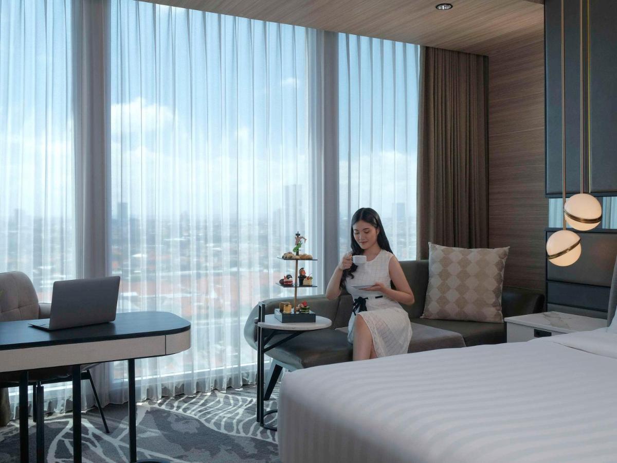 Movenpick Surabaya City Exteriér fotografie