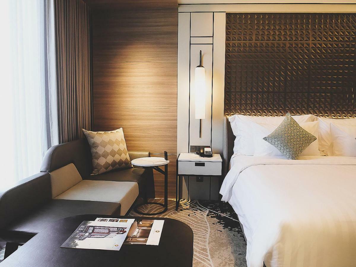 Movenpick Surabaya City Exteriér fotografie