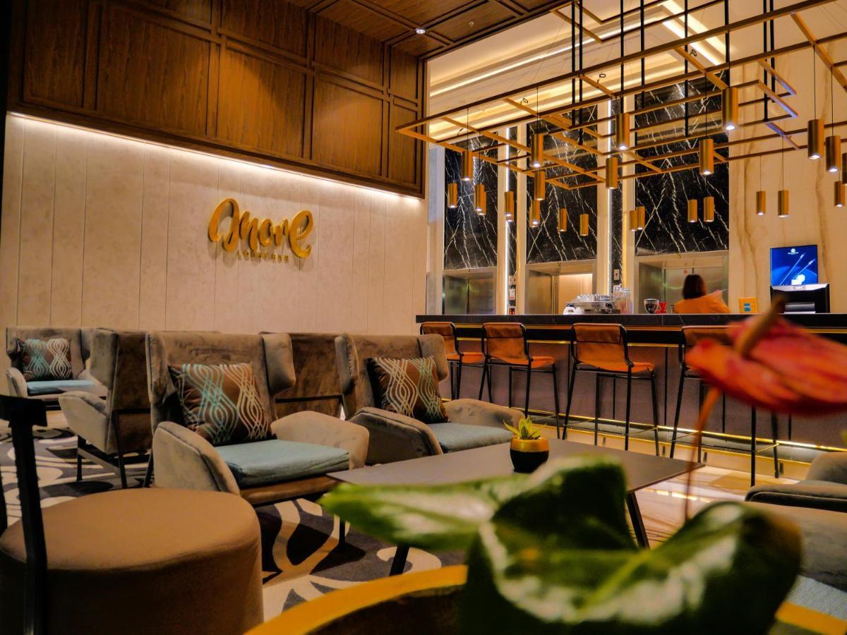 Movenpick Surabaya City Exteriér fotografie
